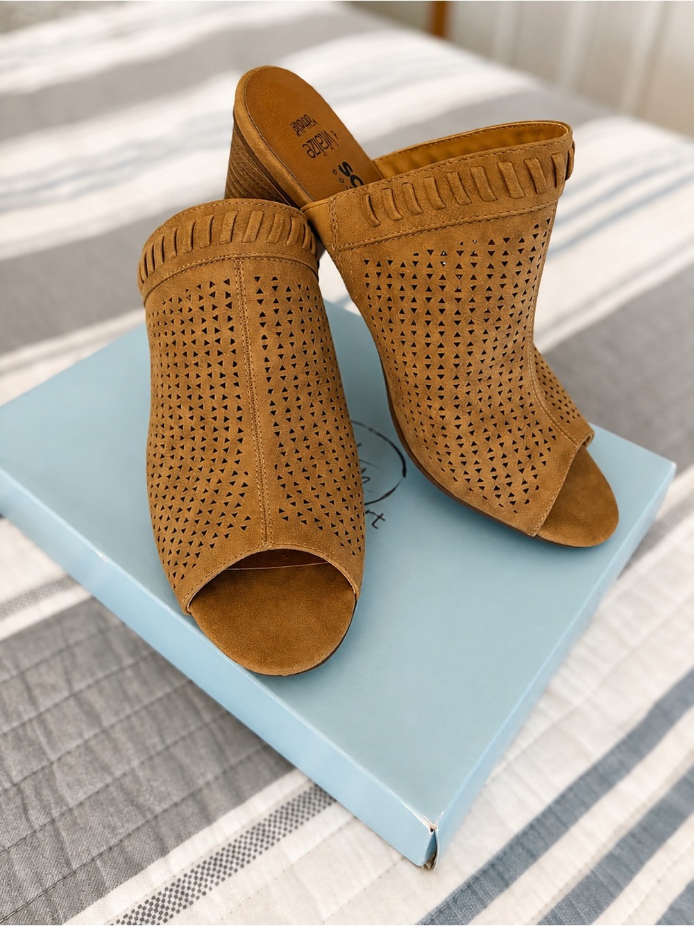 Life Stride Simply Comfort Suede Perforated Open-Toe Mule - Tan Size 10